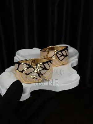 Fashion Bangles