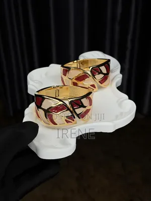 Fashion Bangles