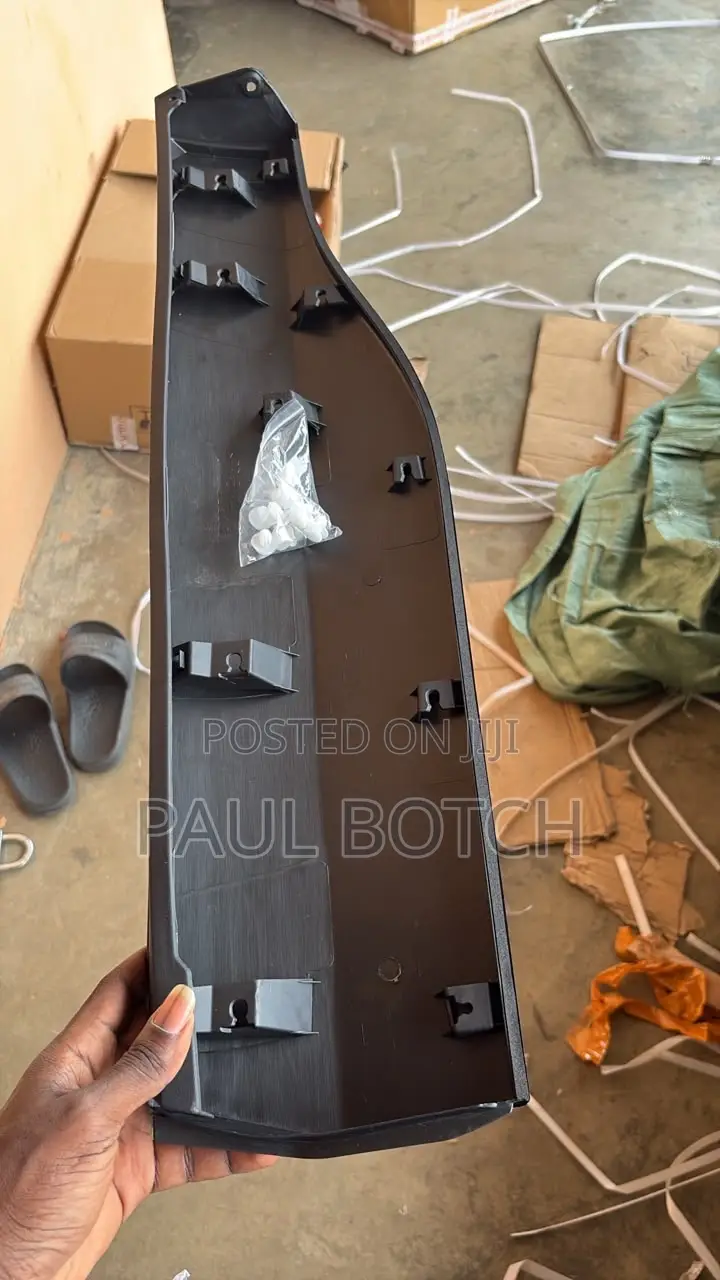 2019-2024 Toyota Rav4 Door Moulding.