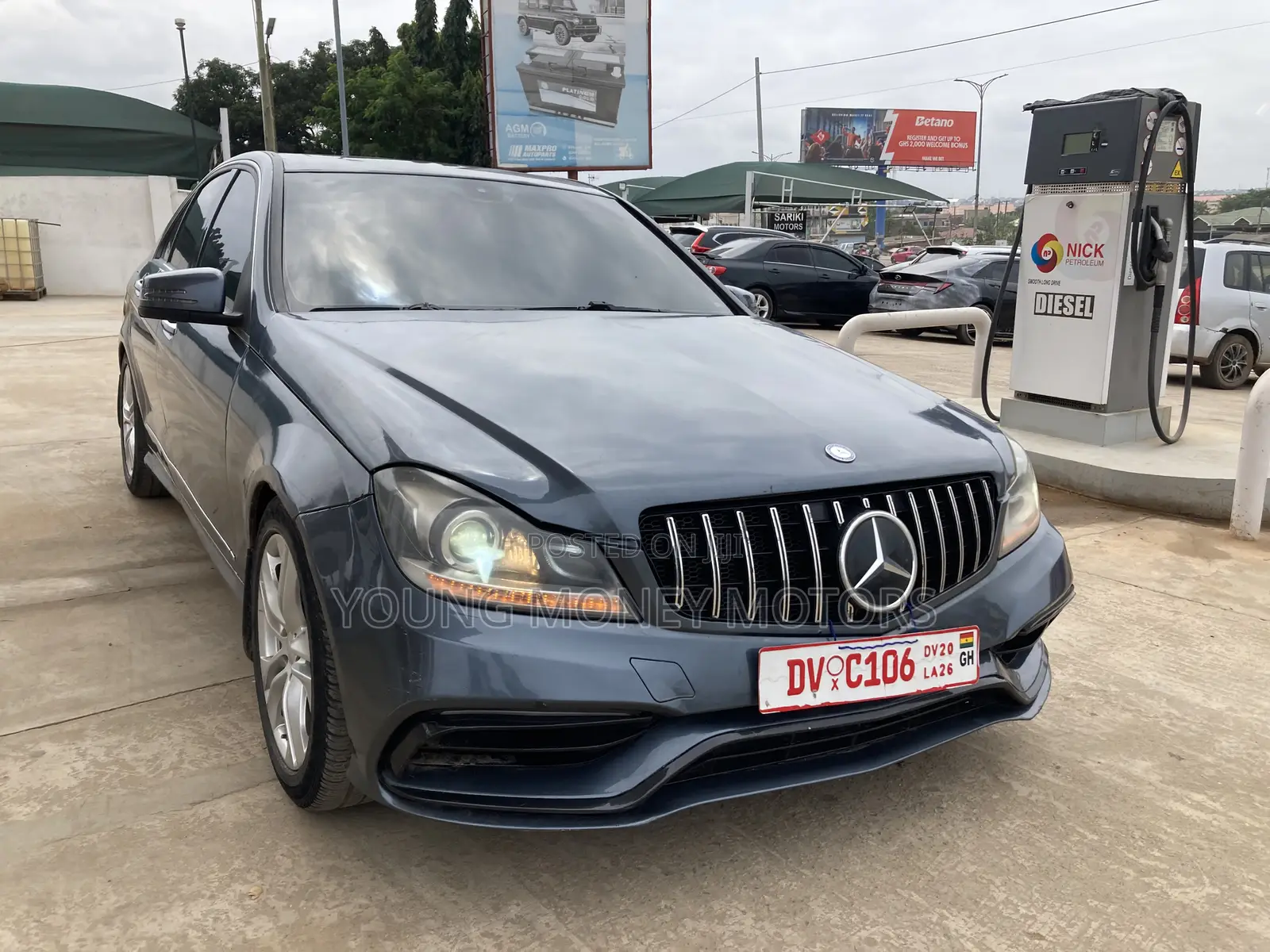Mercedes-Benz C250 2014 Gray