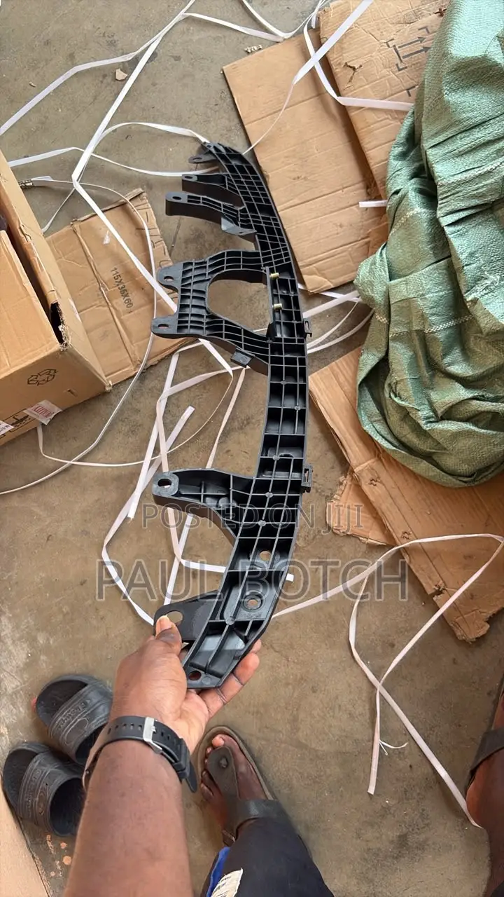 2018-2022 Honda Accord Grill Bumper Bracket
