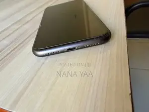 Apple iPhone 11 128 GB Black