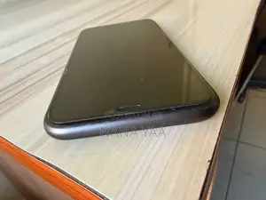 Apple iPhone 11 128 GB Black