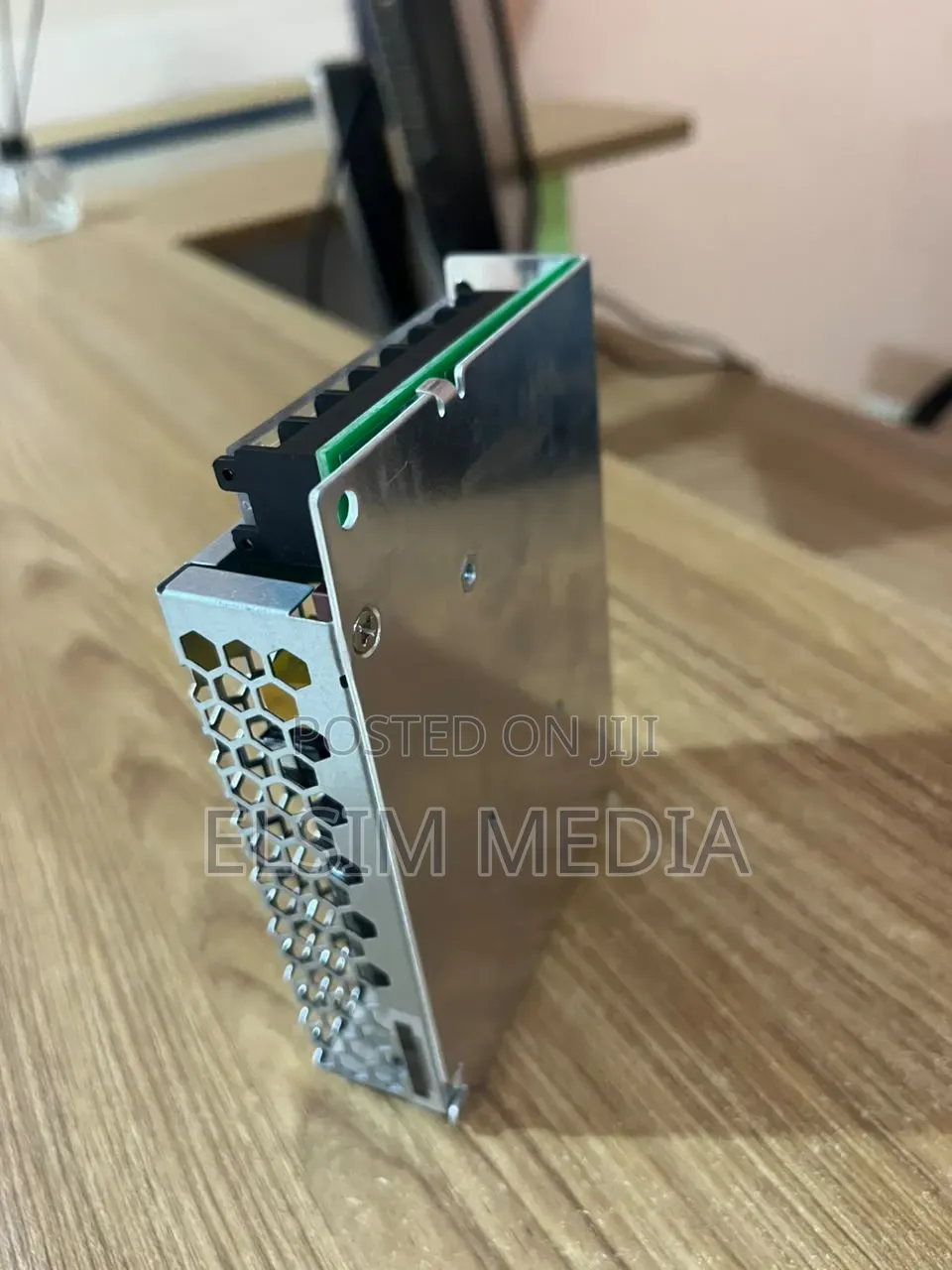 LRS-100-24, 108w Enclosed AC-Dc Switching Power Supply.