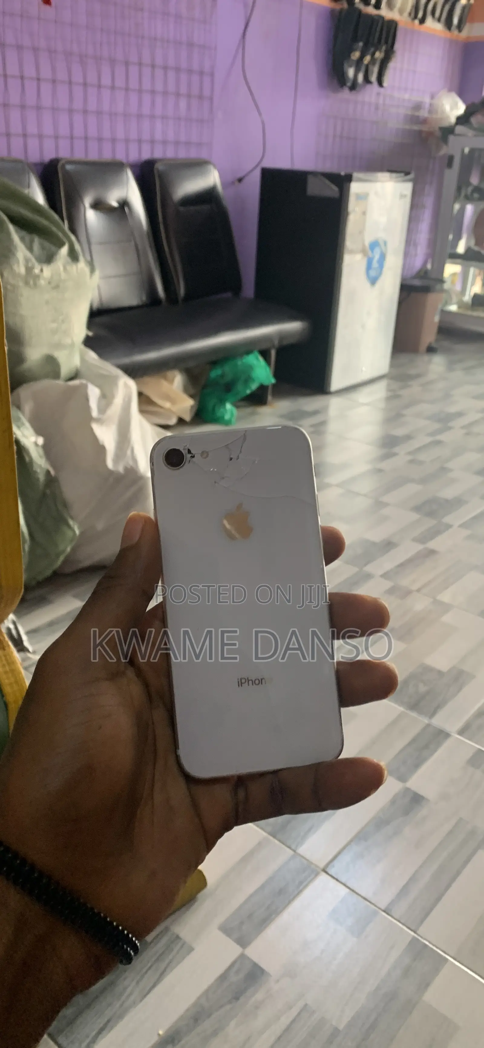 Apple iPhone 8 64 GB White