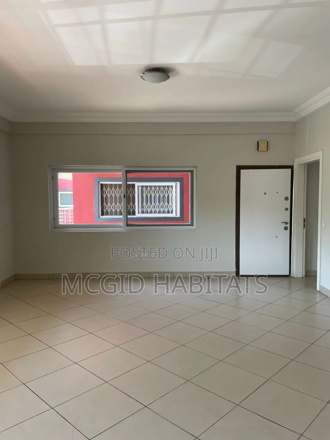 3bdrm Apartment in North Ridge for sale