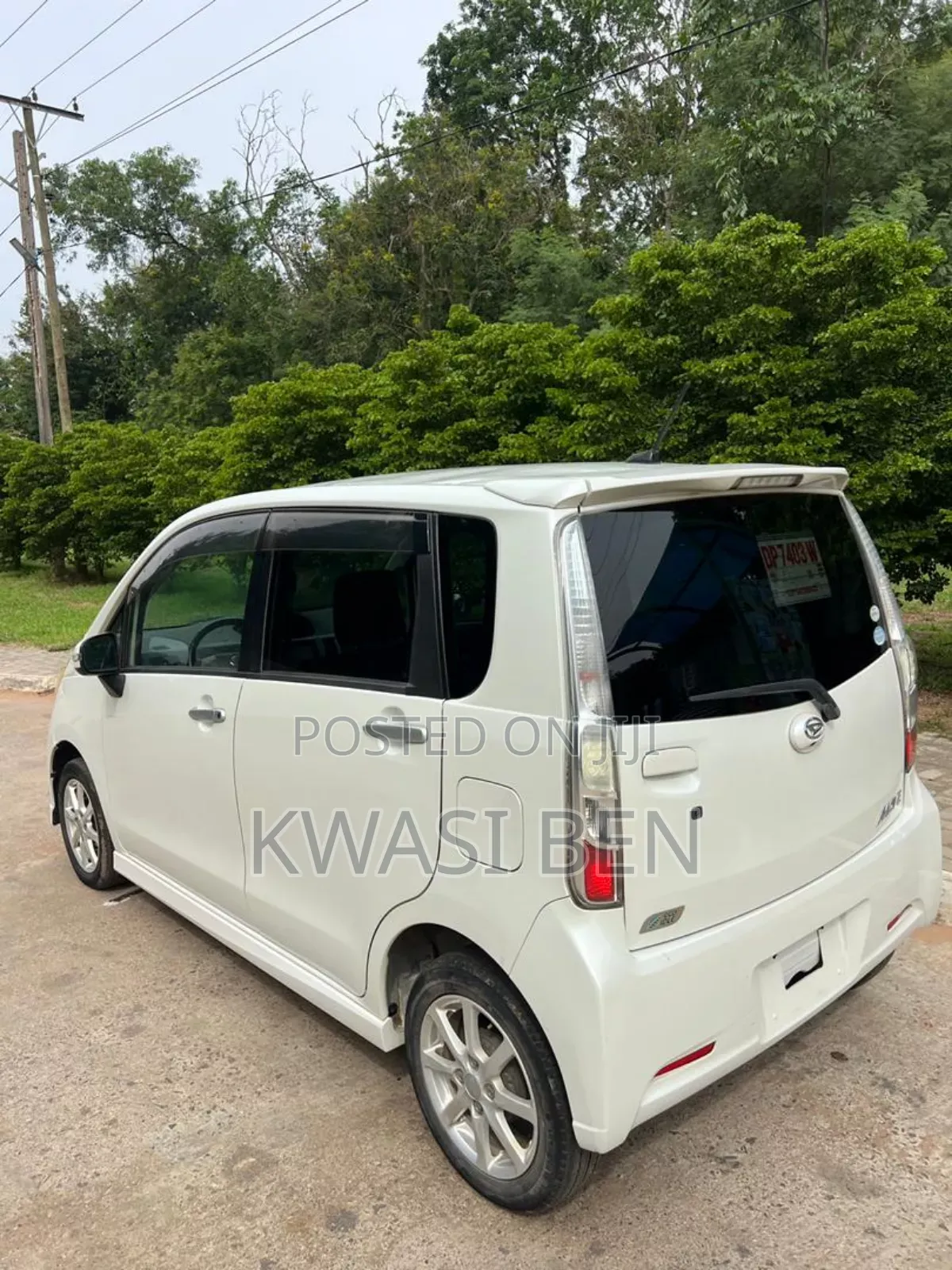 Daihatsu Mira 2011 White
