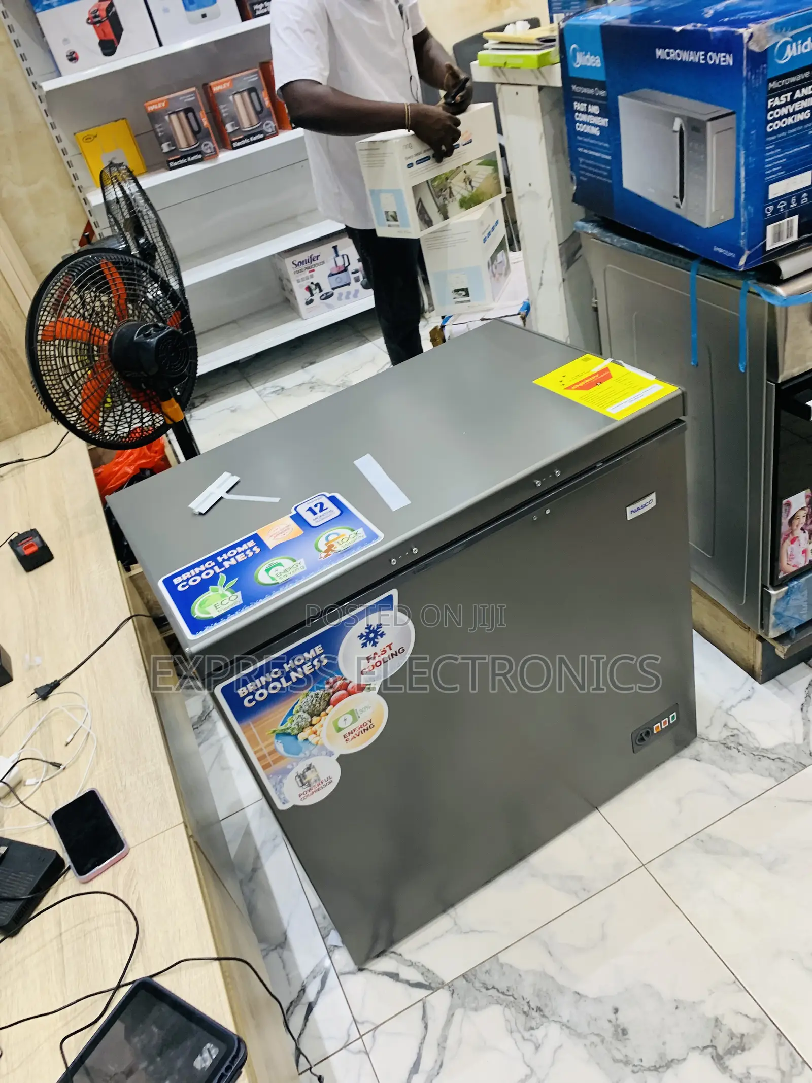 Highly Recommended Chest Freezer Single Door 251L
