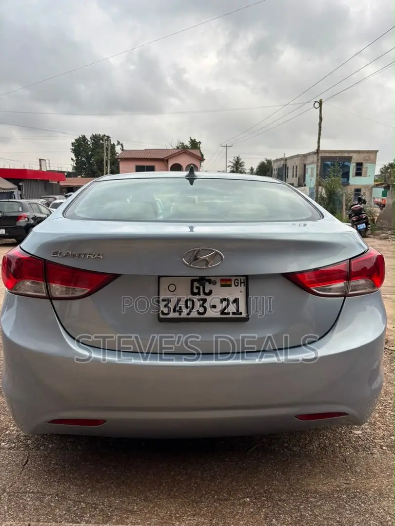 Hyundai Elantra GLS Sedan FWD (1.8L 4cyl 6A) 2013 Blue