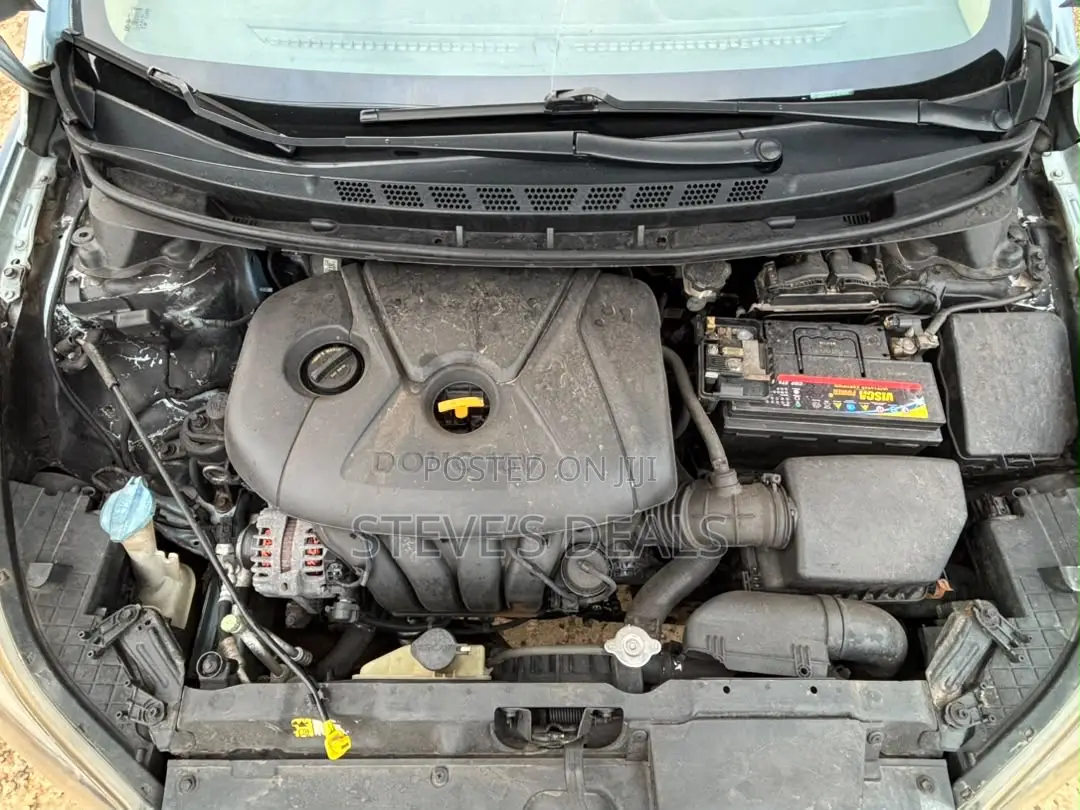 Hyundai Elantra GLS Sedan FWD (1.8L 4cyl 6A) 2013 Blue