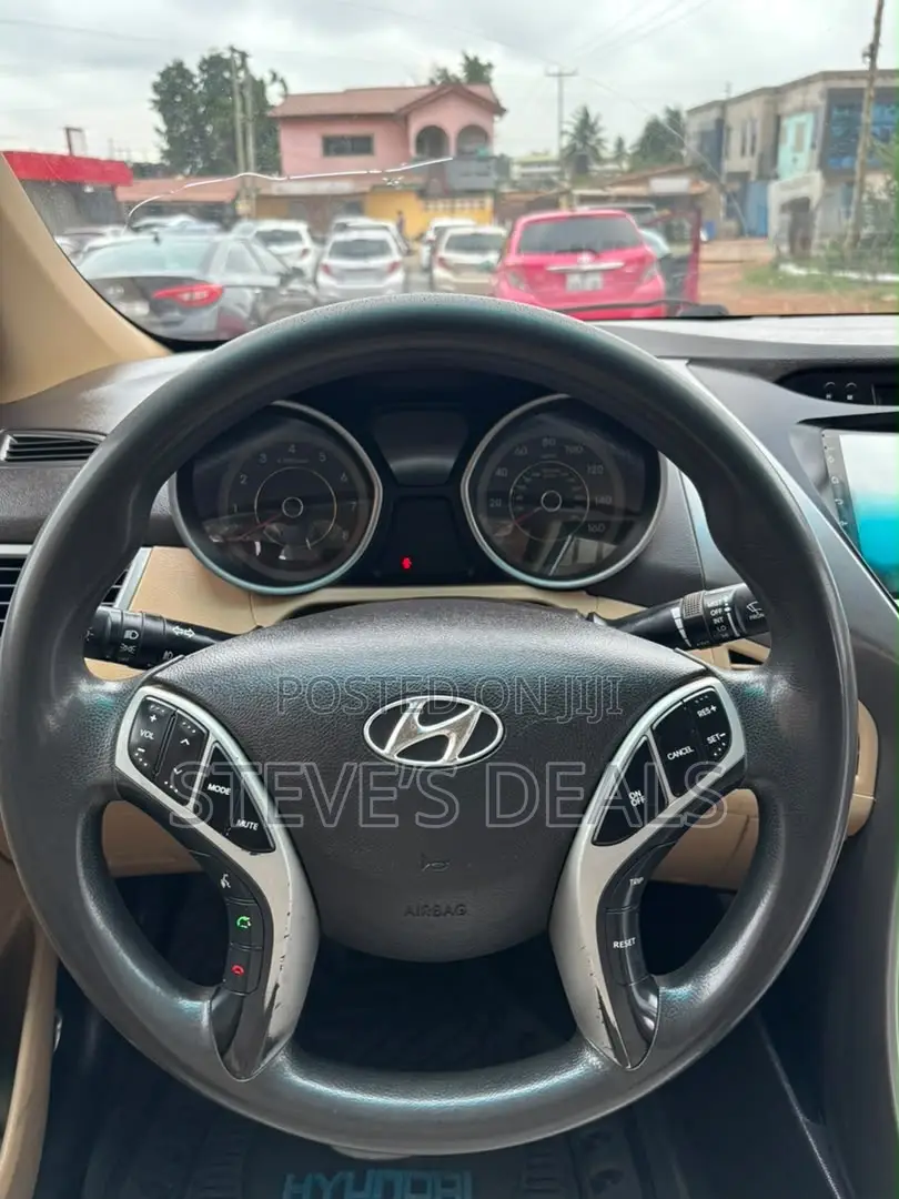Hyundai Elantra GLS Sedan FWD (1.8L 4cyl 6A) 2013 Blue