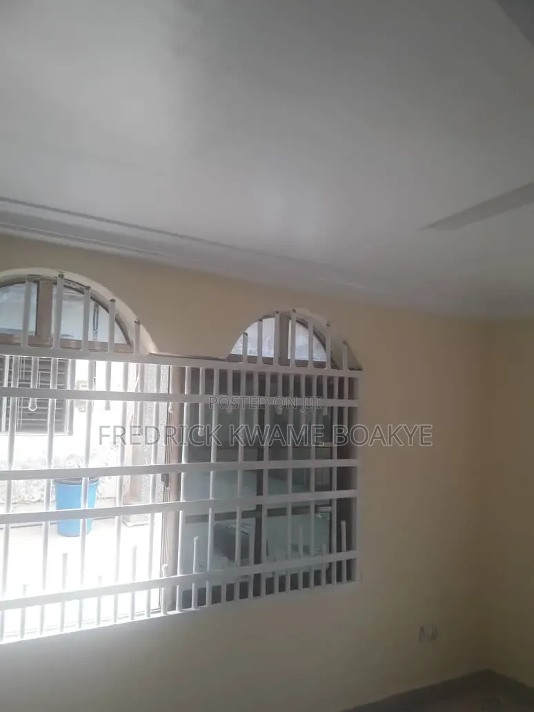 3bdrm Apartment in Brother K Estate, Kumasi Metropolitan for rent