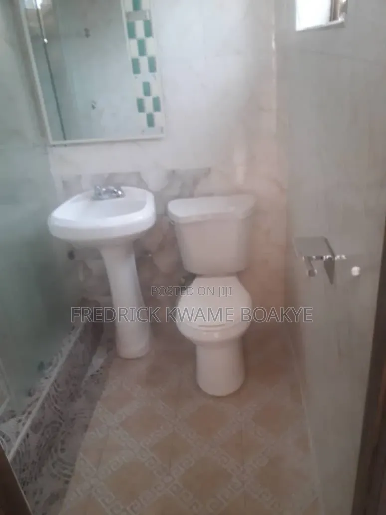 3bdrm Apartment in Brother K Estate, Kumasi Metropolitan for rent