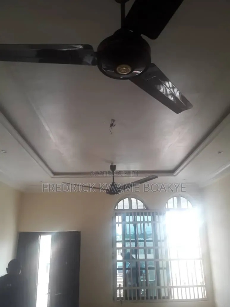 3bdrm Apartment in Brother K Estate, Kumasi Metropolitan for rent