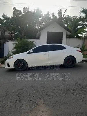 Toyota Corolla 2017 White
