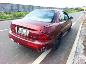 Nissan Sentra 2005 Red