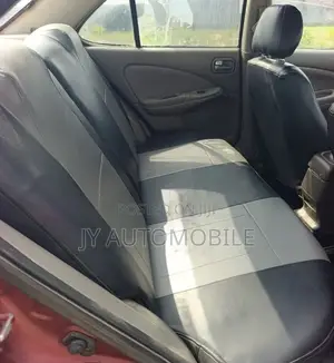 Nissan Sentra 2005 Red