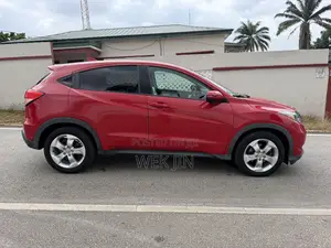 Honda HR-V 4dr SUV (1.5L 4cyl CVT) 2016
