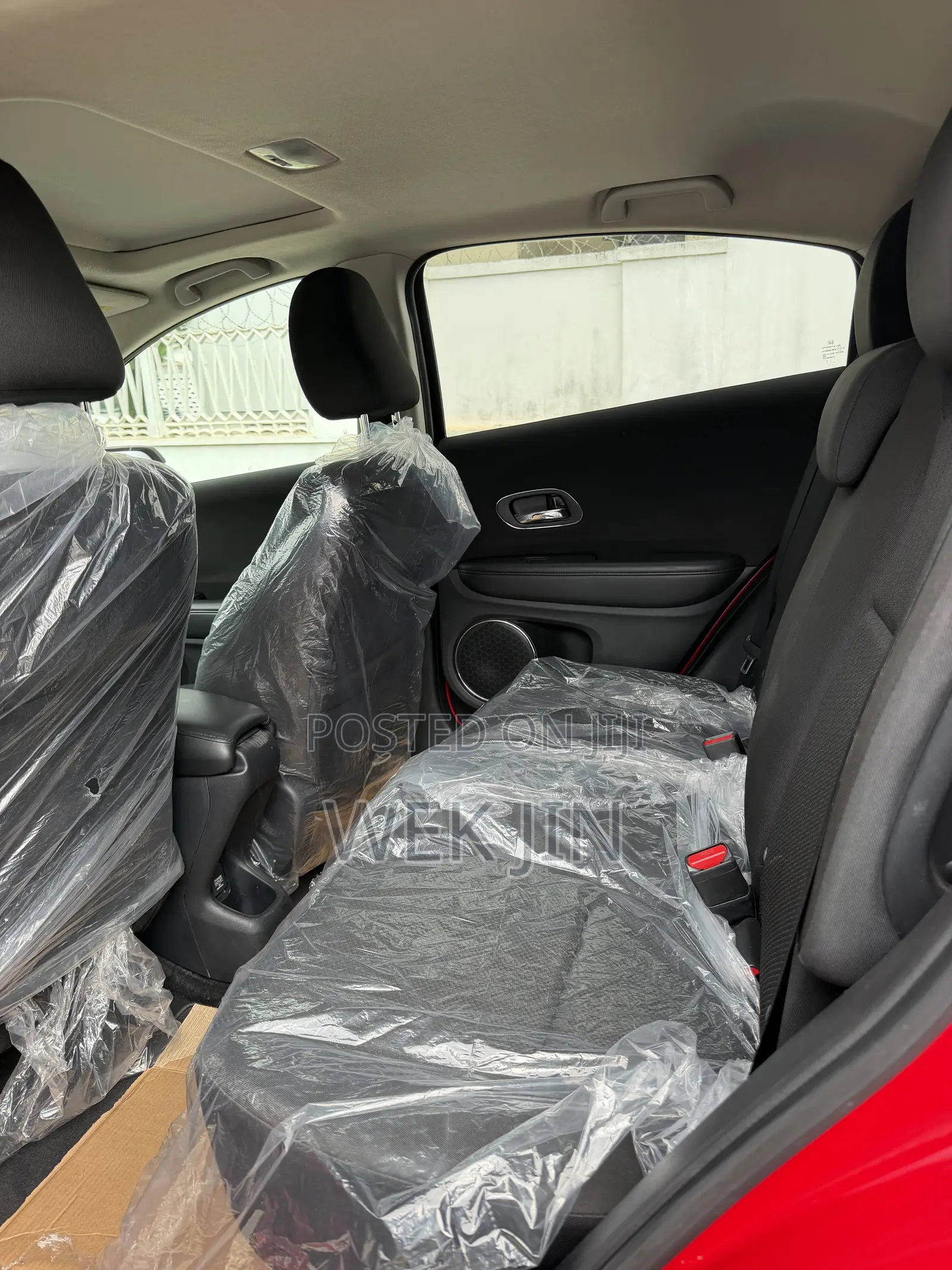 Honda HR-V 4dr SUV (1.5L 4cyl CVT) 2016