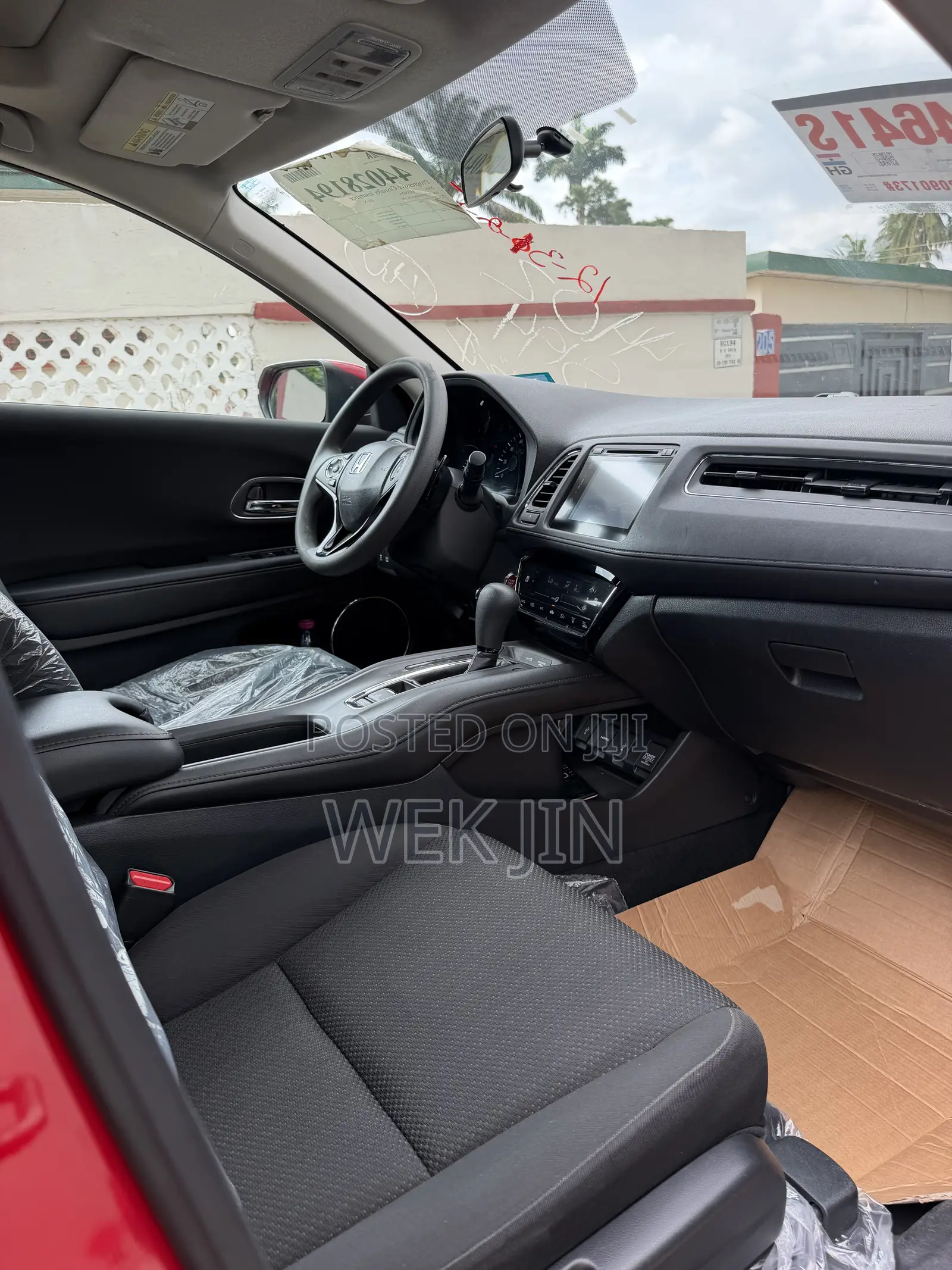 Honda HR-V 4dr SUV (1.5L 4cyl CVT) 2016