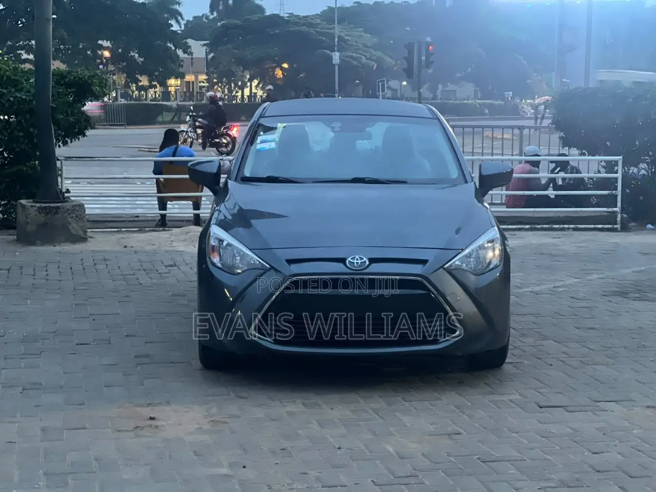 Toyota Yaris iA 1.5 FWD 2018 Black