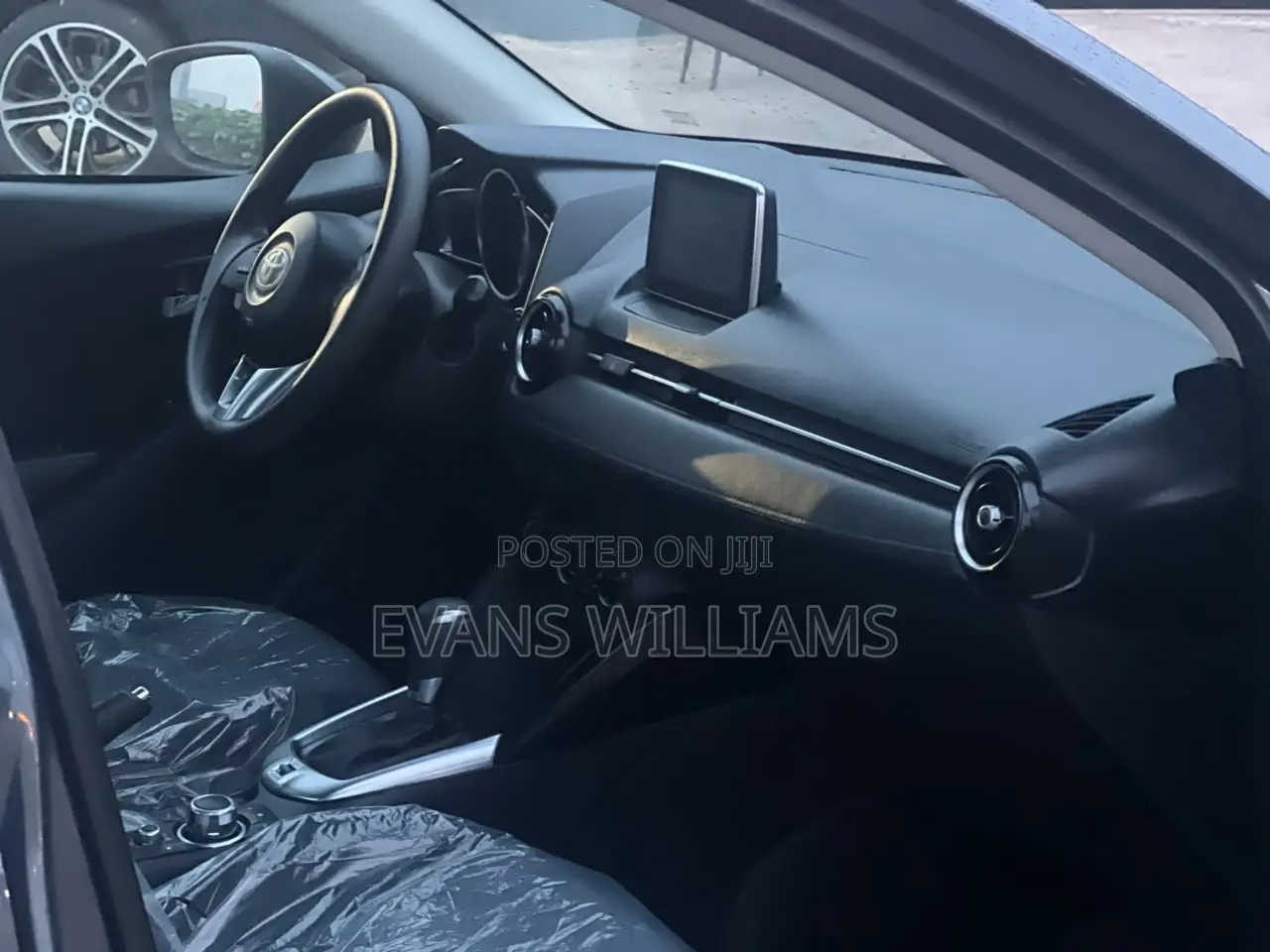 Toyota Yaris iA 1.5 FWD 2018 Black