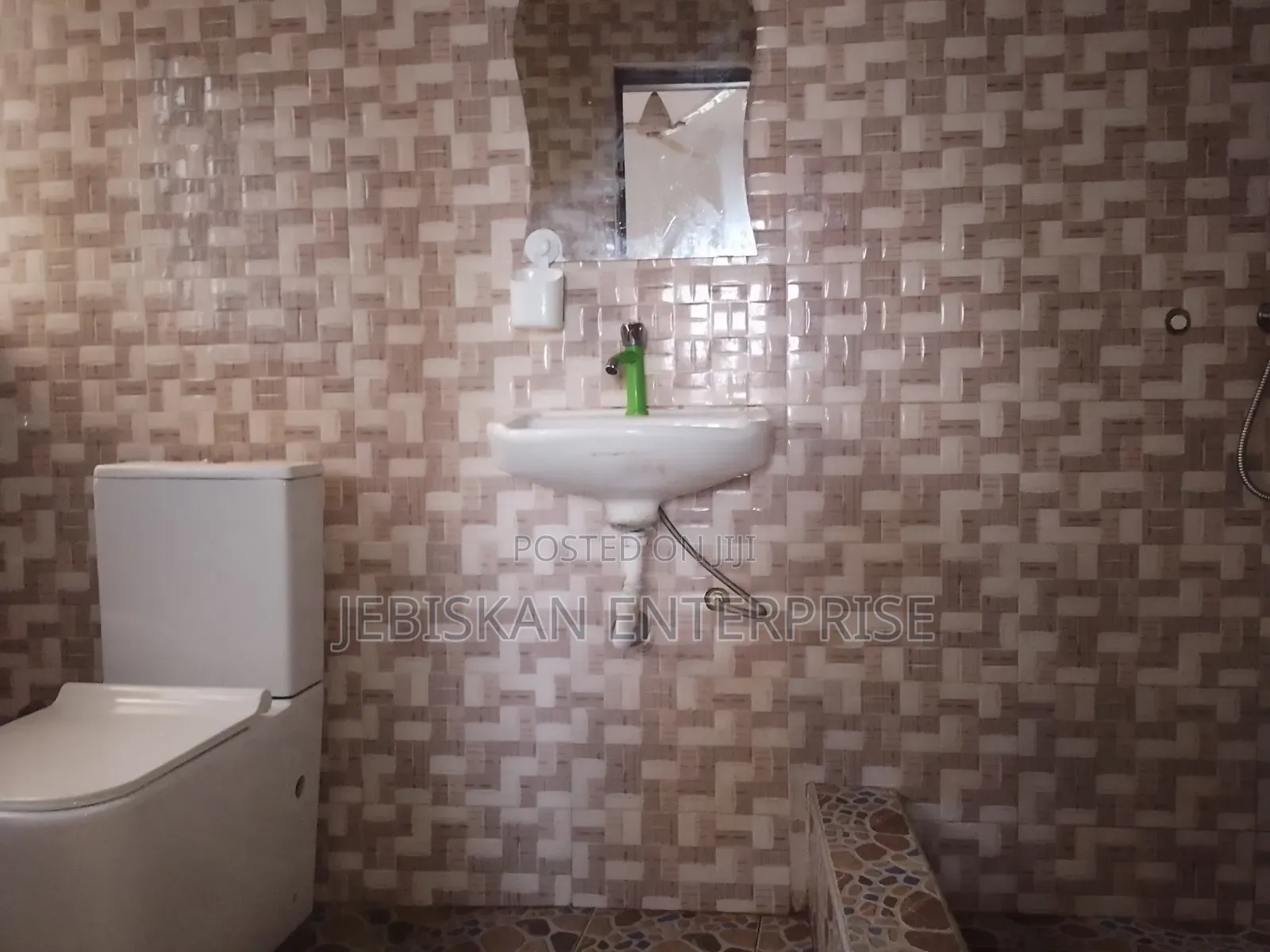1bdrm Apartment in Jebiskan Enterprise, Police Station for rent
