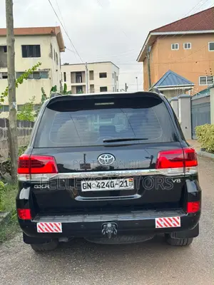 Toyota Land Cruiser 4.6 V8 GXR 2020 Black