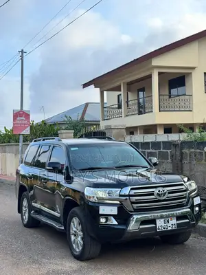 Toyota Land Cruiser 4.6 V8 GXR 2020 Black