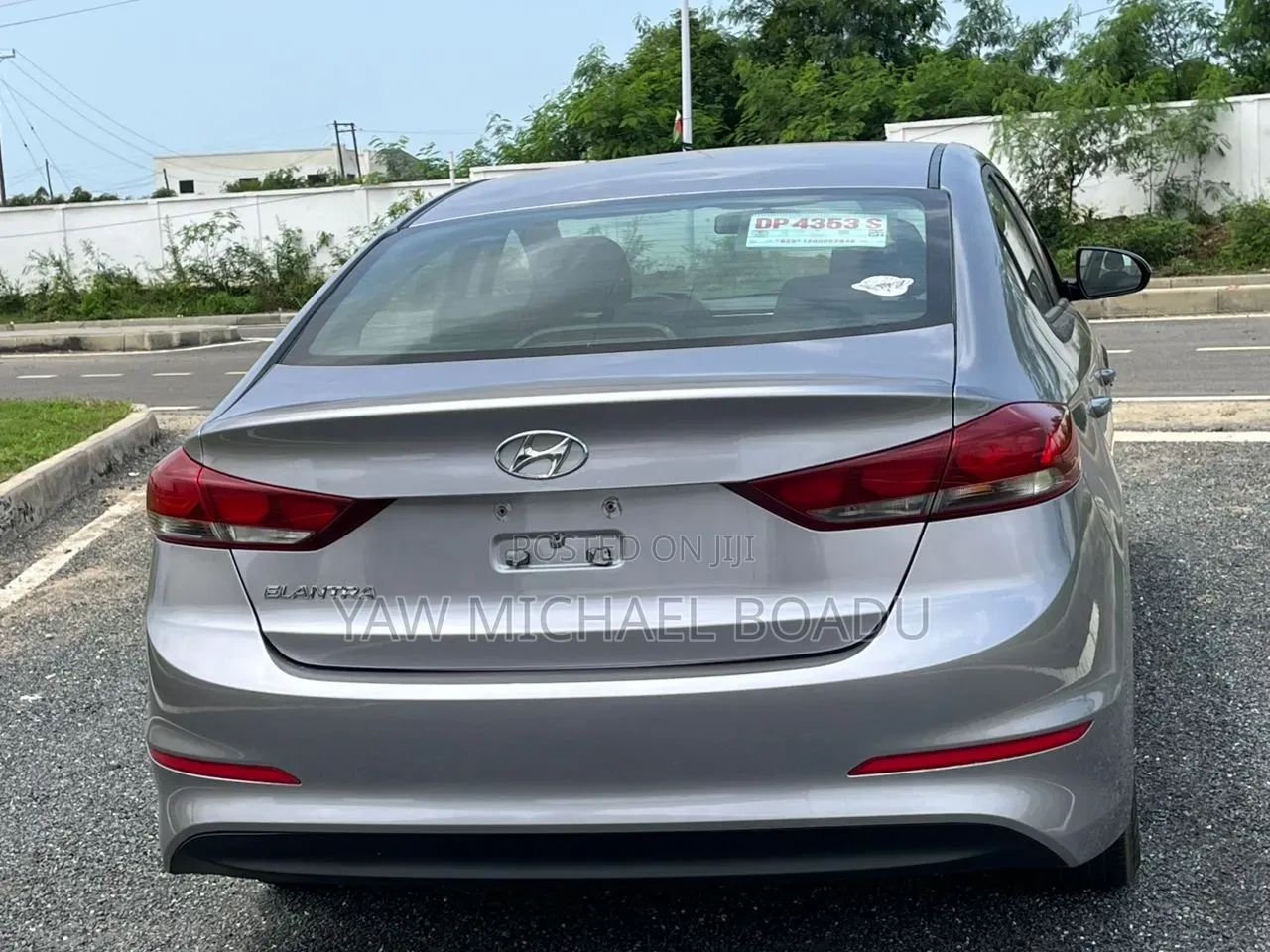 Hyundai Elantra 2017 Silver