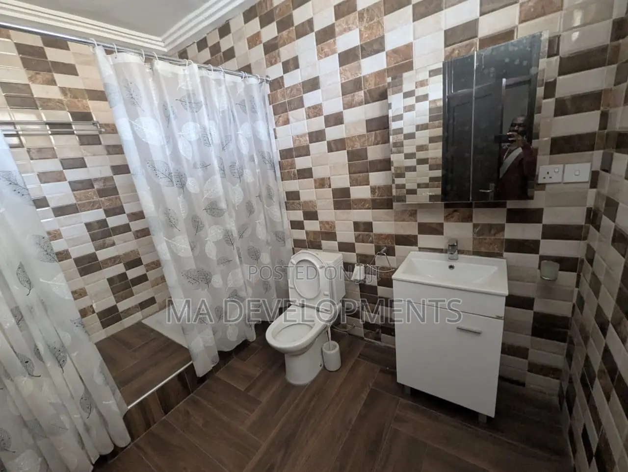5bdrm House in Achimota Abc Near for rent