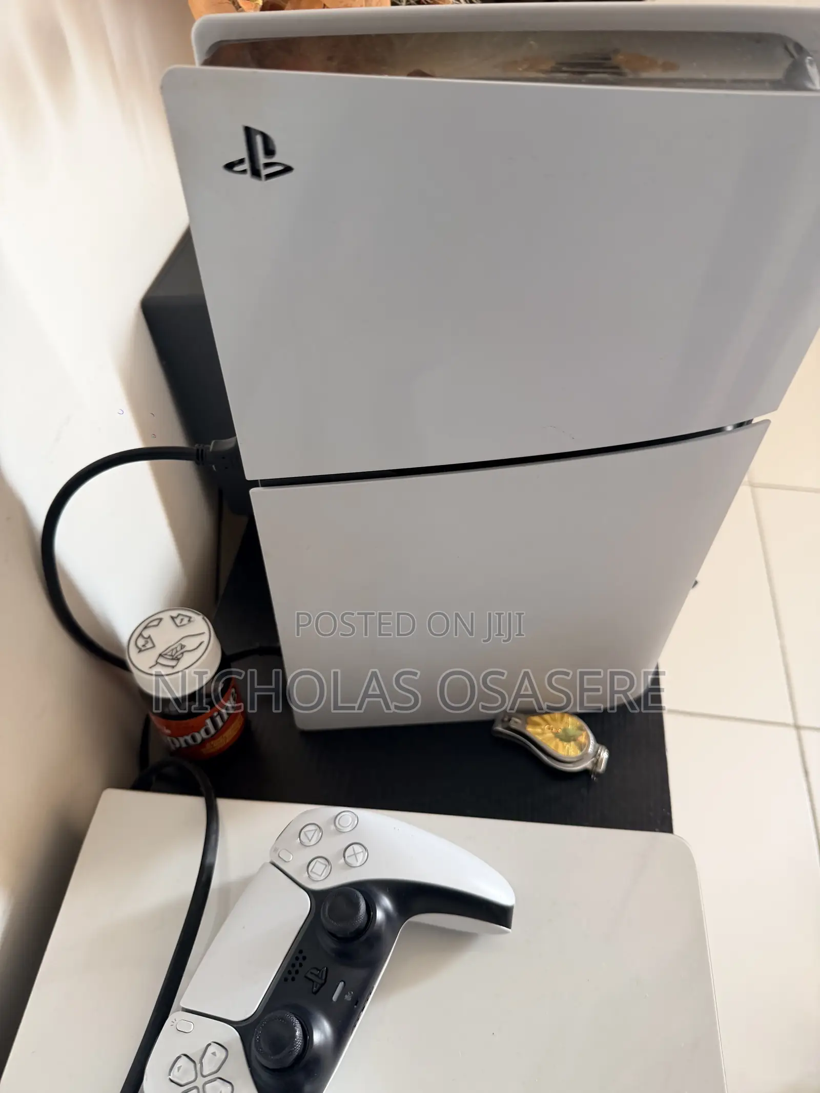 Home Use Standard Ps5 Slim With One Controller