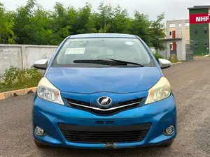 Toyota Vitz 2014 Blue