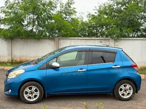 Toyota Vitz 2014 Blue