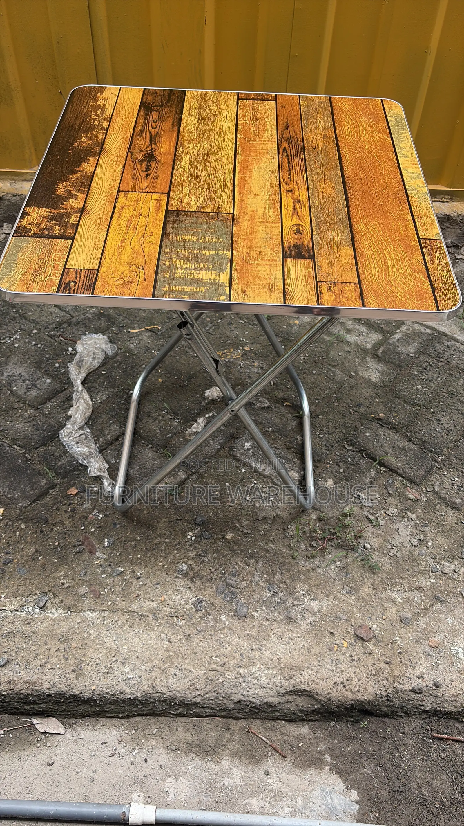 Foldable Table