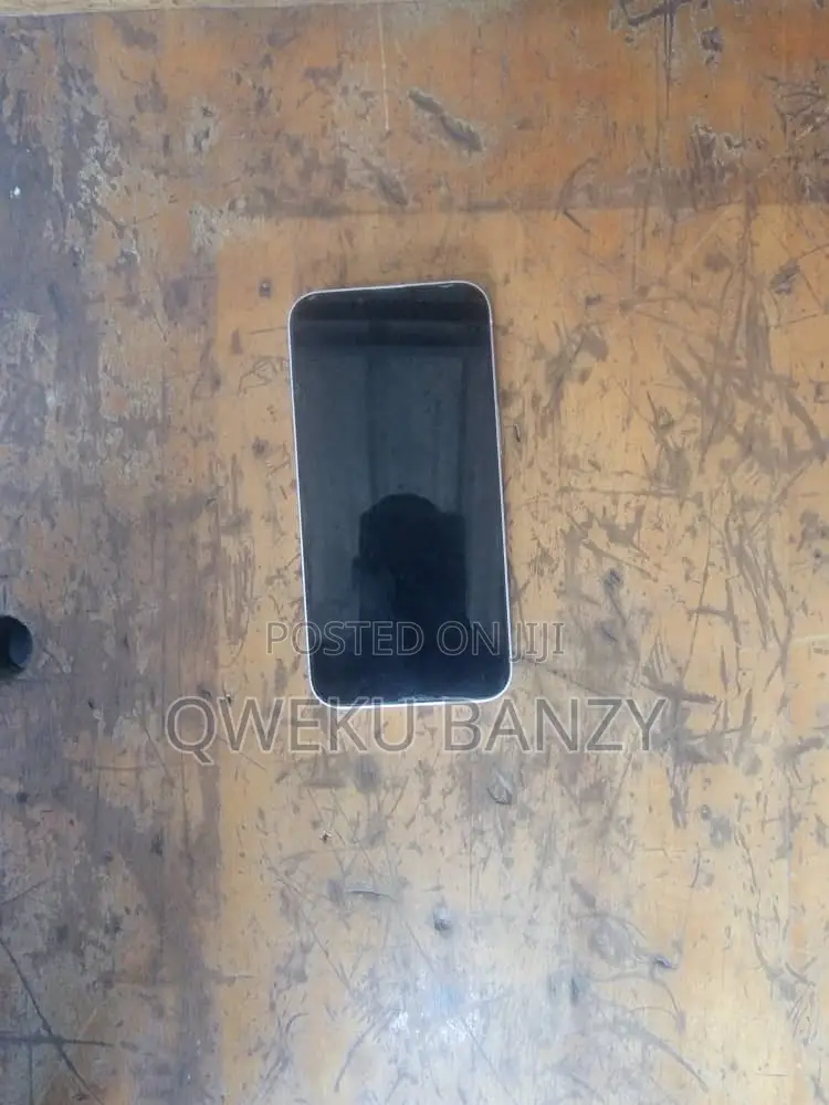 Apple iPhone 13 128 GB White