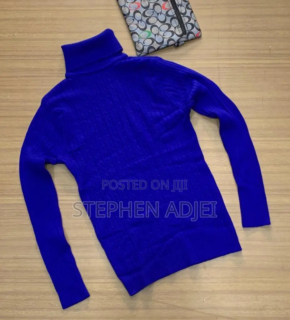 Turtle Neck / Ribbed Neck