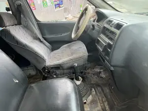 Toyota HiAce 2006 Silver