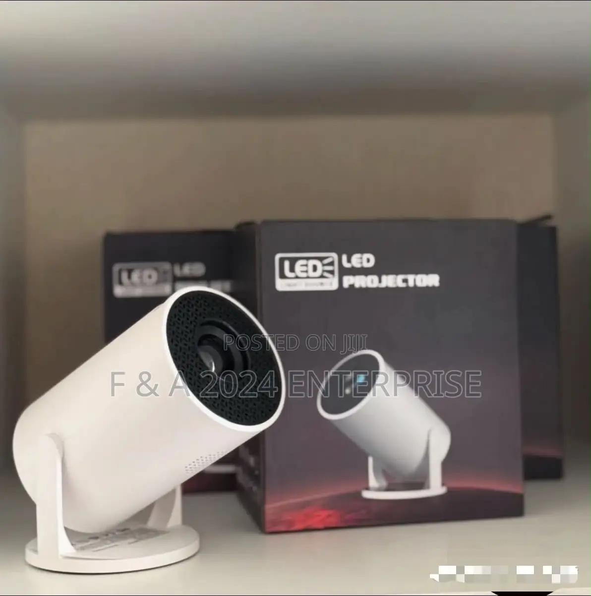 HY300 Mini Projector