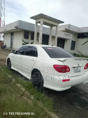 Toyota Corolla 2014 White