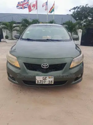 Toyota Corolla 2012 Green