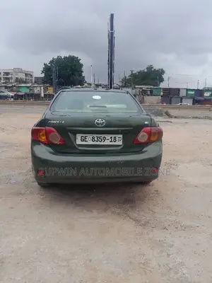 Toyota Corolla 2012 Green