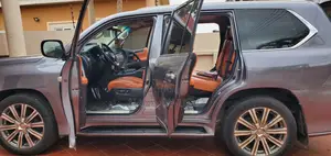 Lexus LX 570 AWD 2017 Gray