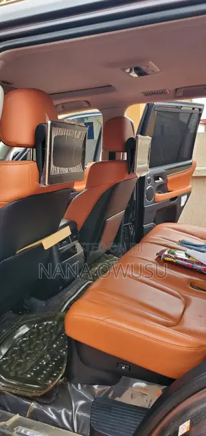Lexus LX 570 AWD 2017 Gray