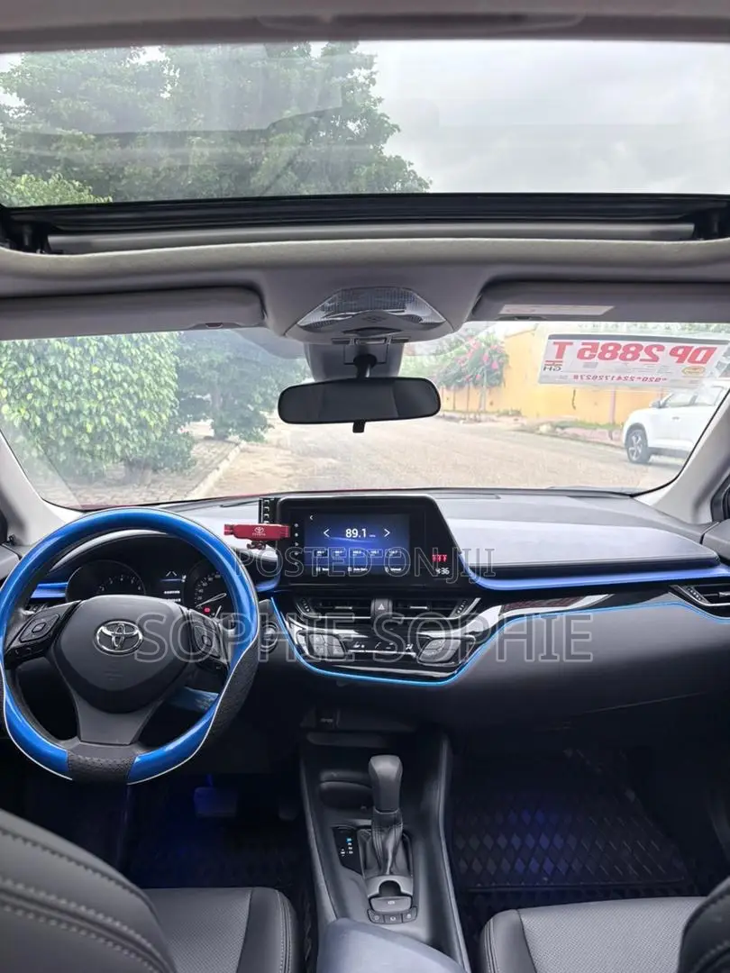 Toyota C-HR Nightshade 2022 Red