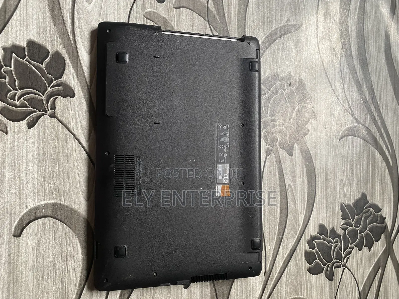 Laptop Asus X551CA 4GB Intel Core i3 HDD 750GB