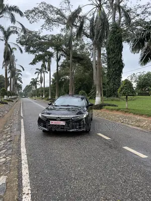 Honda Accord Touring 2.0T 2018 Black
