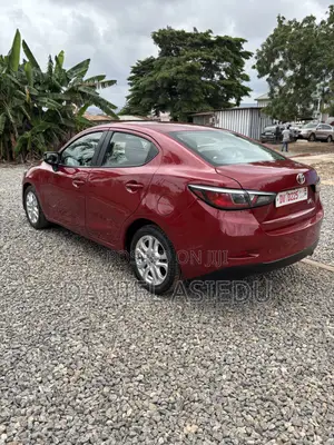 Toyota Yaris iA 1.5 FWD 2018 Red