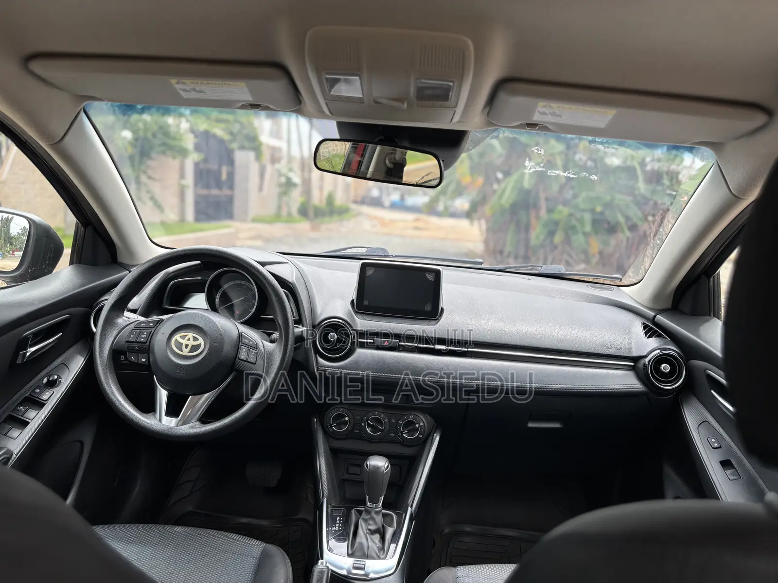 Toyota Yaris iA 1.5 FWD 2018 Red