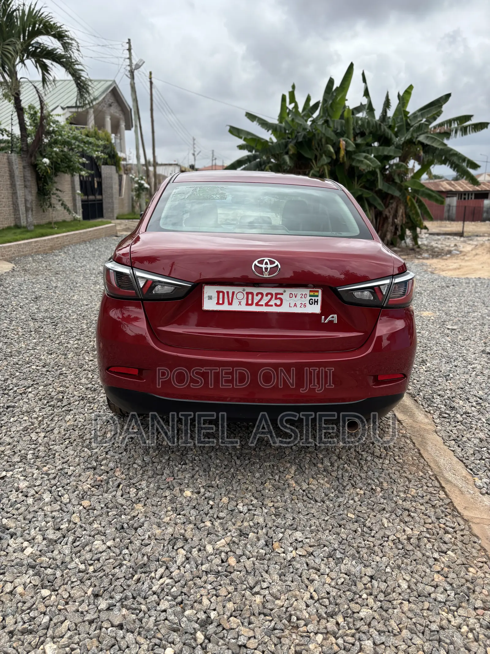 Toyota Yaris iA 1.5 FWD 2018 Red